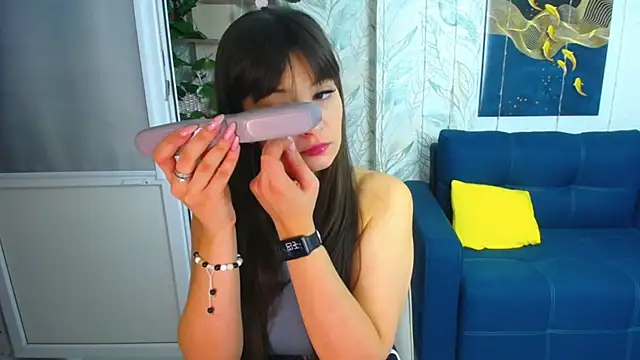 GoldenLadyyy online show from 9, 11, 2025