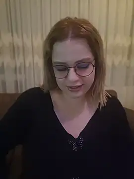 Snapshot of cansuozell chatting on 26, 6, 2026 cansuozell online show from 26, 6, 2026