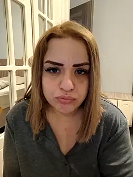 cansuozell online show from 23, 12, 2025