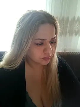 cansuozell online show from 19, 3, 2026