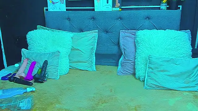 dulce celeste15 online show from 14, 3, 2025