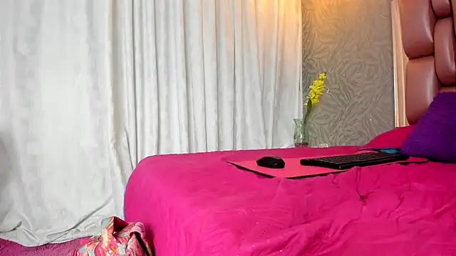 KOURTNEY-- online show from 10, 2, 2026