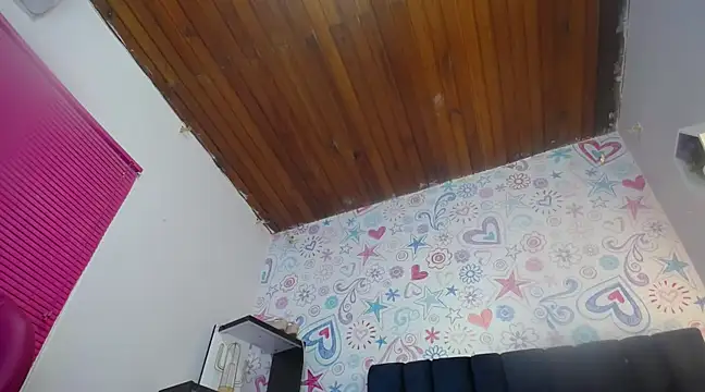 KOURTNEY-- online show from 16, 3, 2025