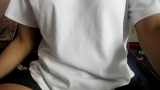 KOURTNEY-- online show from 16, 10, 2025