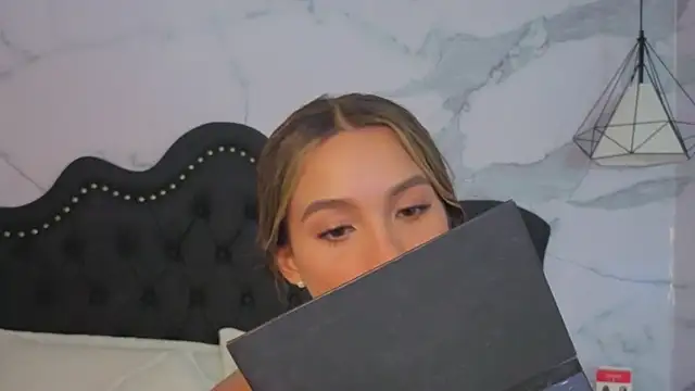 Carohorny4u online show from 2, 5, 2026