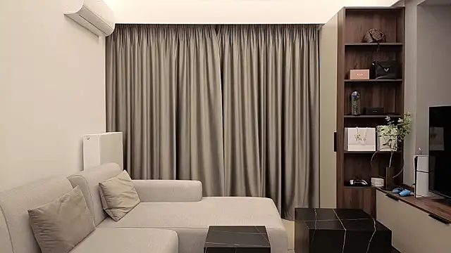 IrisNoire online show from 6, 2, 2026