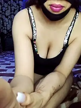 Arab69nikwife online show from 28, 3, 2026