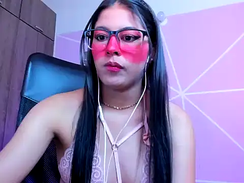  ALLYSON18  online show from 7, 1, 2026