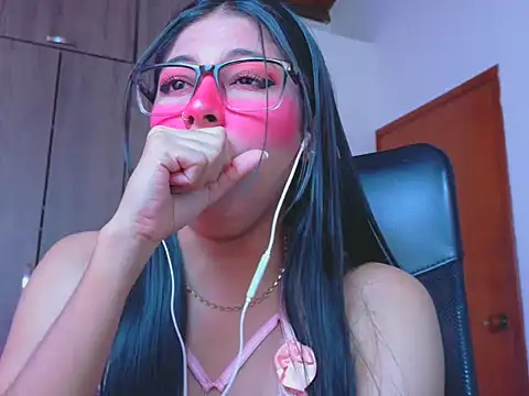  ALLYSON18  online show from 9, 2, 2026