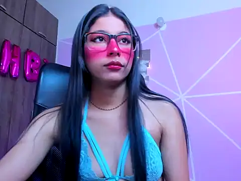 Snapshot of _ALLYSON18_ chatting on 14, 11, 2025 ALLYSON18 online show from 14, 11, 2025