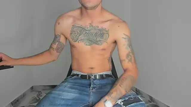 mikee scooth online show from 12, 1, 2026