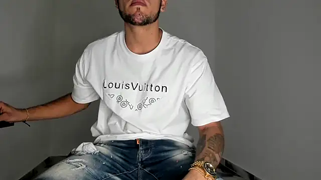 Snapshot of mikee_scooth chatting on 28, 2, 2026 mikee scooth online show from 28, 2, 2026