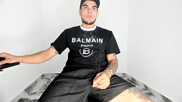 mikee scooth online show from 20, 11, 2025