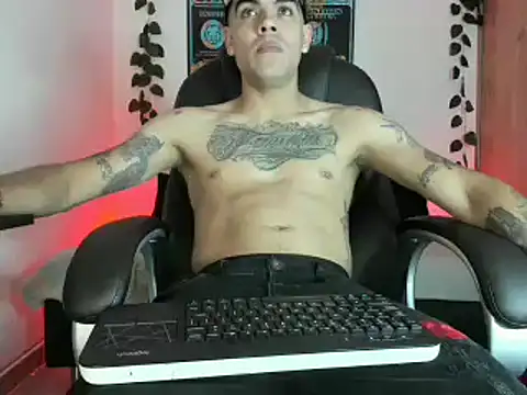 mikee scooth online show from 23, 3, 2025