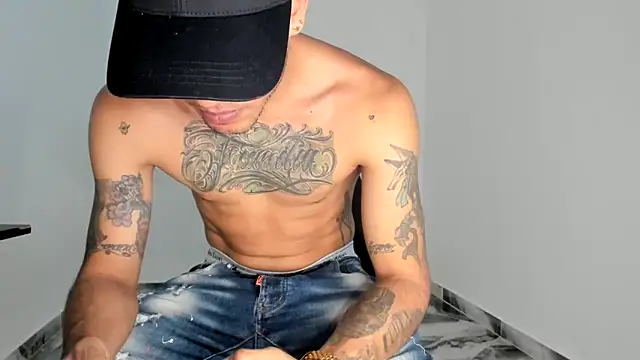 mikee scooth online show from 23, 3, 2026