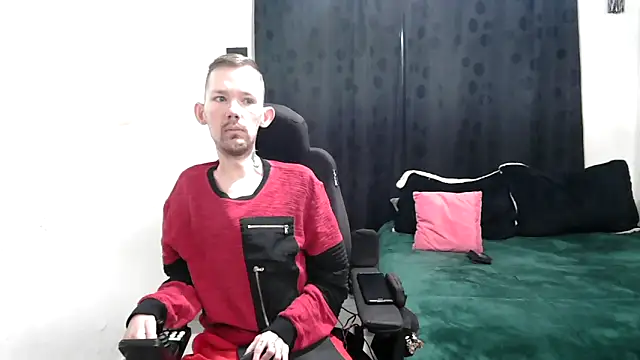 Sophia and Thomas online show from 11, 3, 2025