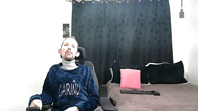 Sophia and Thomas online show from 26, 2, 2025