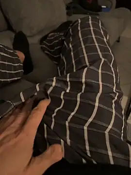 aekacam online show from 7, 10, 2025