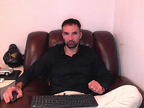 Leo 1617 online show from 19, 10, 2025