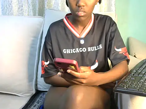 Caryyyl online show from 31, 10, 2025