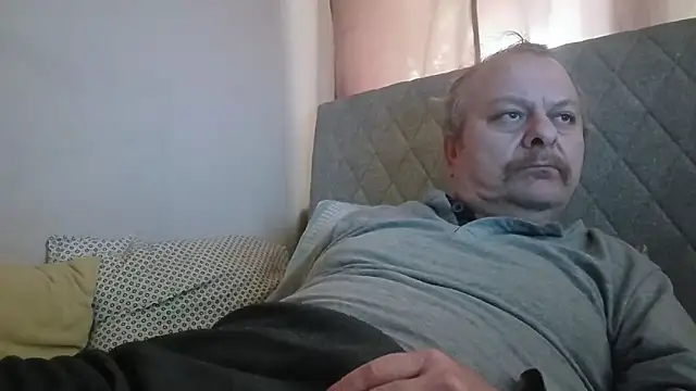 amylrmm1903 online show from 29, 10, 2025