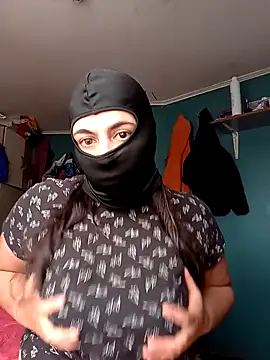 KathihayDaniel online show from 4, 12, 2025