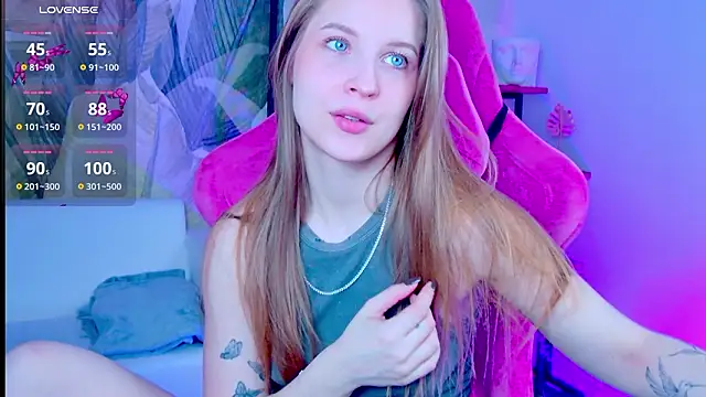 CuteMousee online show from 3, 3, 2026