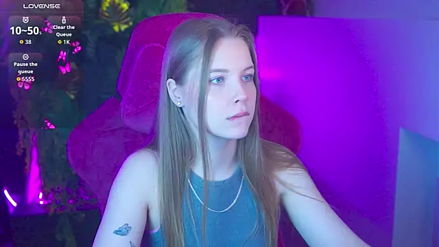Snapshot of CuteMousee chatting on 9, 7, 2026 CuteMousee online show from 9, 7, 2026