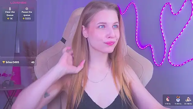 CuteMousee online show from 3, 11, 2025