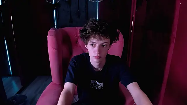 Snapshot of LukeSweet chatting on 22, 2, 2026 LukeSweet online show from 22, 2, 2026