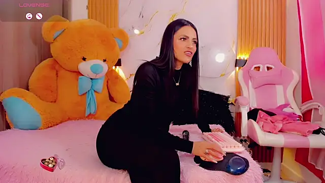 BrendaSquirtx online show from 9, 9, 2025