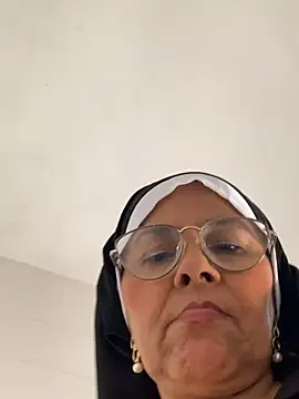 Nadia-melej online show from 5, 2, 2025