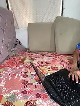 Snapshot of Nadia-melej chatting on 9, 6, 2026 Nadia-melej online show from 9, 6, 2026