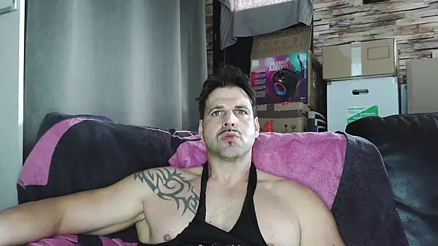 XxBigboybandxX online show from 3, 3, 2026