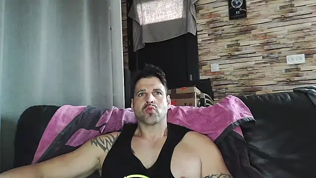 XxBigboybandxX online show from 12, 2, 2026