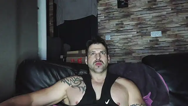 XxBigboybandxX online show from 14, 2, 2026