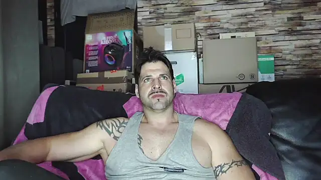 XxBigboybandxX online show from 2, 3, 2026