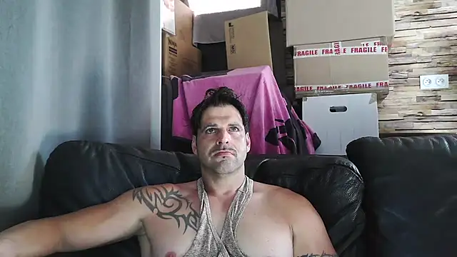 Snapshot of XxBigboybandxX chatting on 28, 5, 2026 XxBigboybandxX online show from 28, 5, 2026