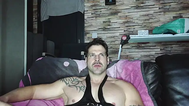 XxBigboybandxX online show from 9, 1, 2026