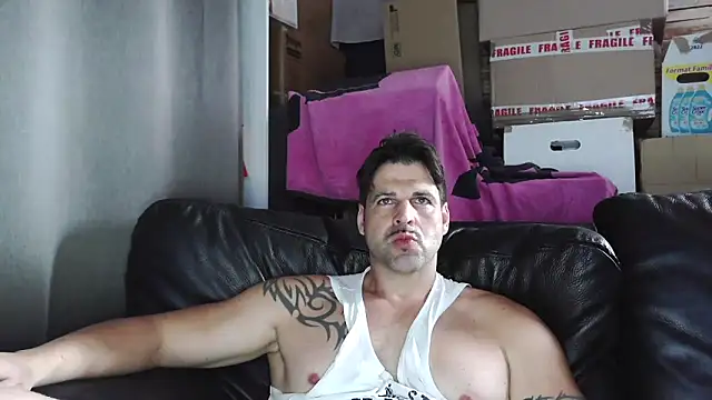 Snapshot of XxBigboybandxX chatting on 9, 5, 2026 XxBigboybandxX online show from 9, 5, 2026