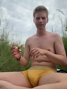 CDLukeLucy420 online show from 20, 6, 2026