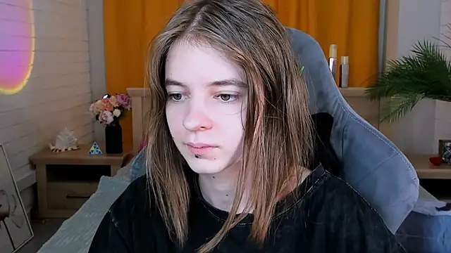 TinaDavil online show from 20, 2, 2025