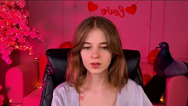 TinaDavil online show from 15, 2, 2025