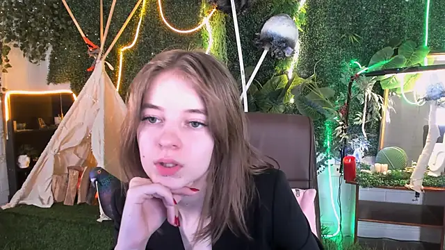 TinaDavil online show from 26, 2, 2025