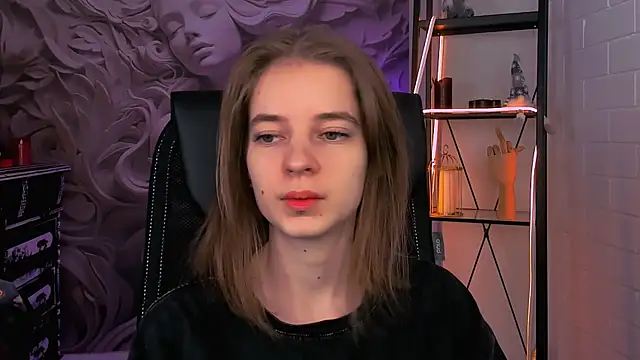 TinaDavil online show from 3, 3, 2025