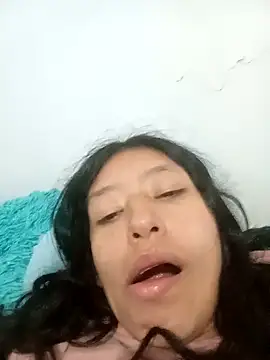 karolinee 66  online show from 4, 12, 2024