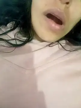 karolinee 66  online show from 12, 12, 2024