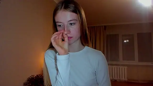 minidivaa  online show from 1, 10, 2025