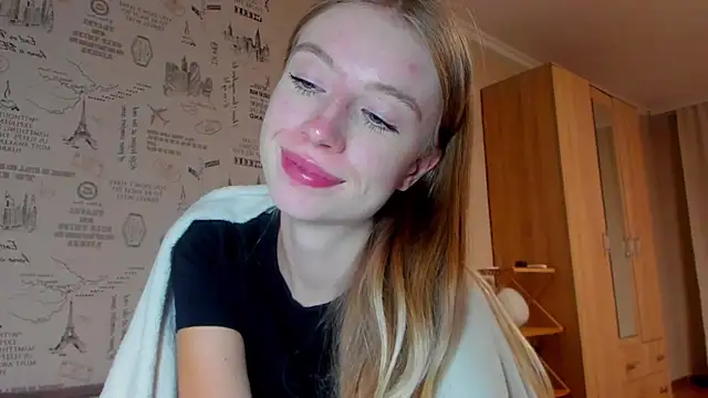 minidivaa  online show from 21, 9, 2025