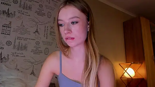 minidivaa  online show from 10, 11, 2025